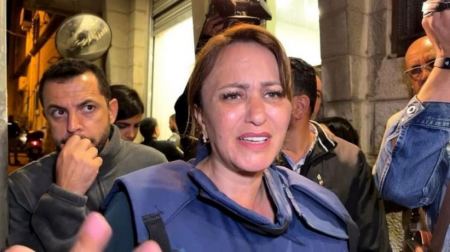 الافراج عن مراسلة قناة الجزيرة جيفارا البديري